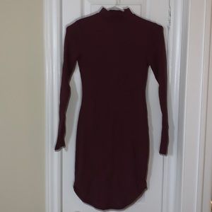 Burgundy bodycon dress